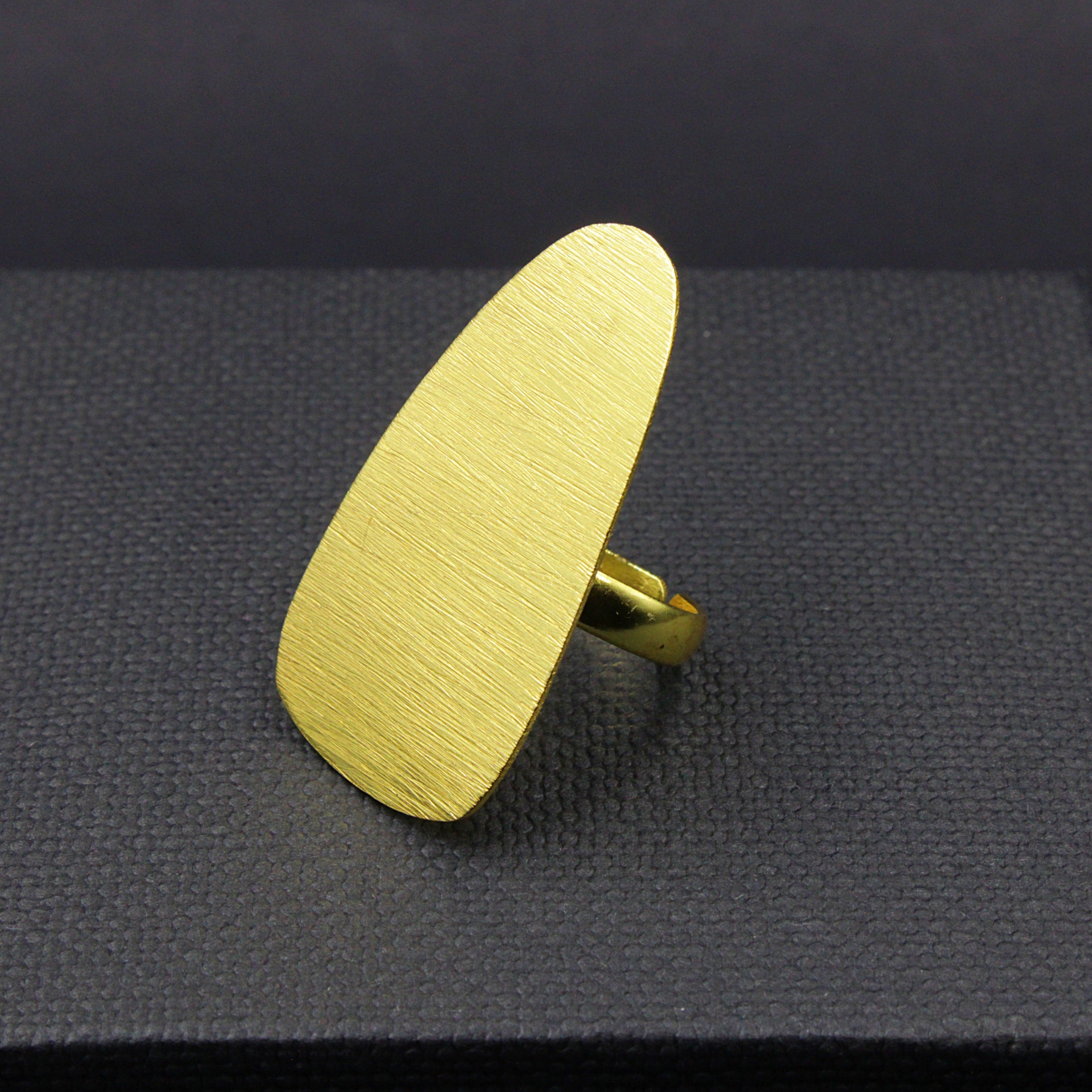 Gold plated MIRÓ ring